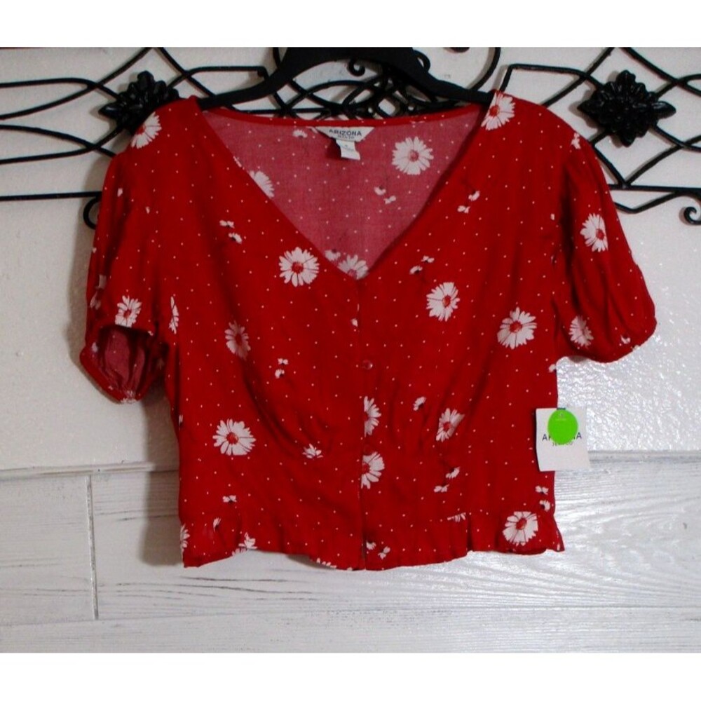 Arizona Jeans Co Top Women's Size M Red Floral Short Sleeve V Neck